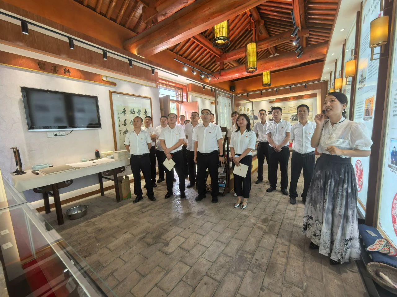 1724218899123816.jpeg 2.jpg