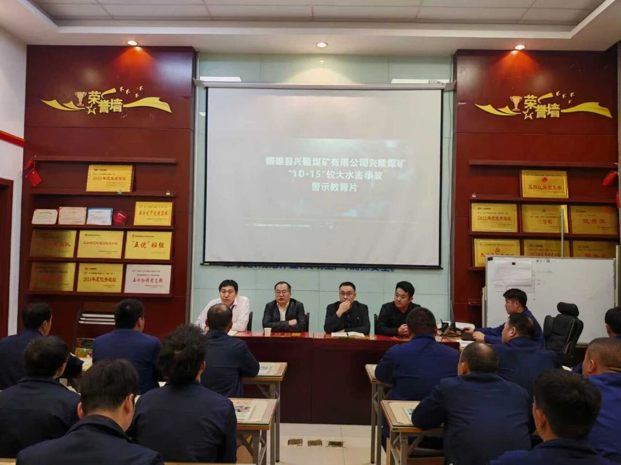 1763972439715391.jpeg 1.jpg