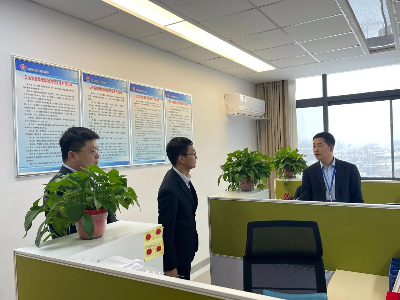 1764720844411198.jpeg 1.jpg